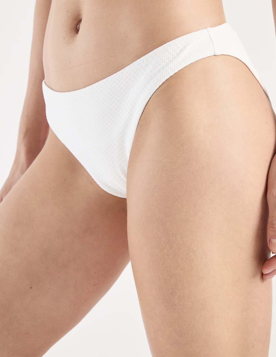 Bikini a la cadera para mujer