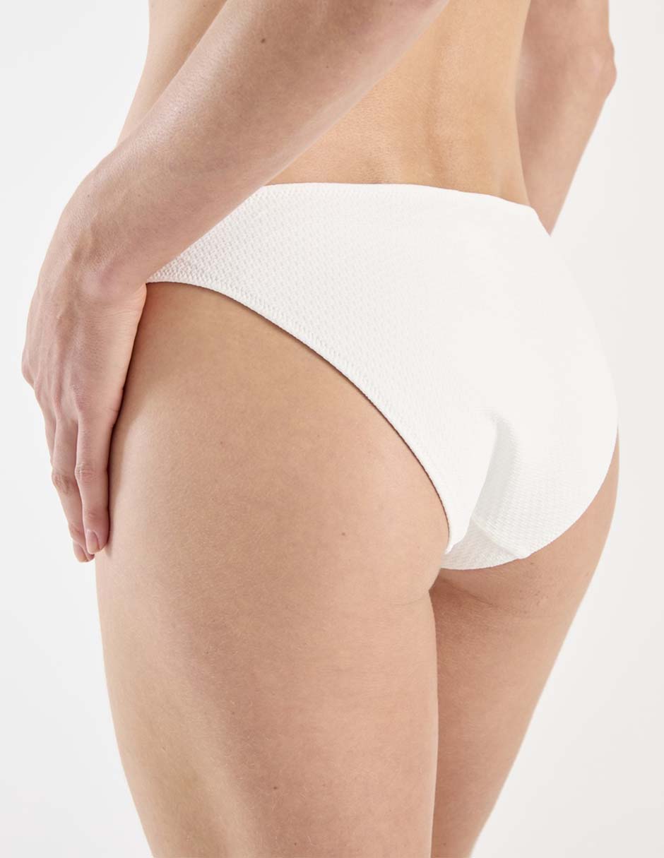 Bikini a la cadera para mujer